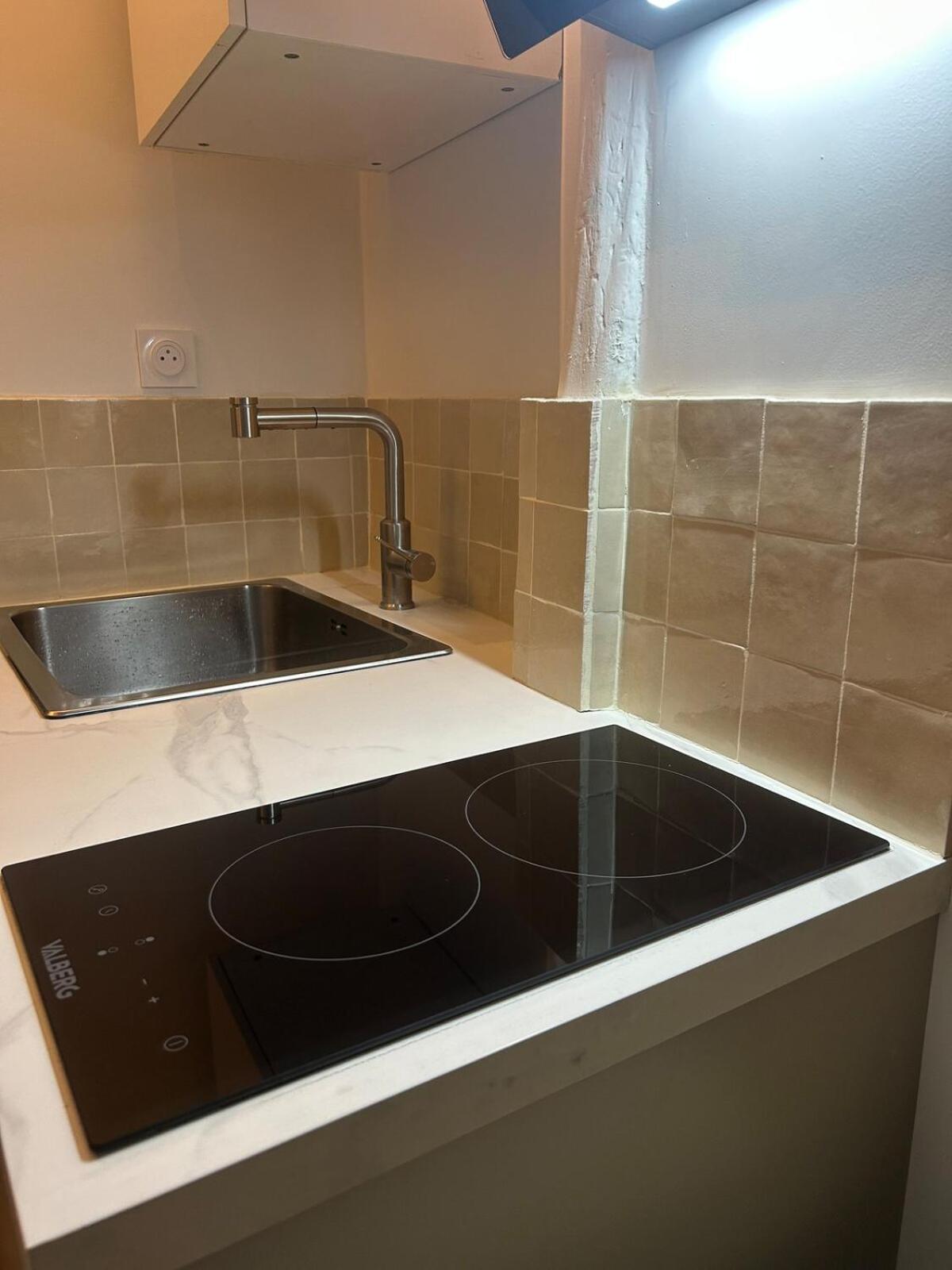 Flat In Heart Of Apartment Paris